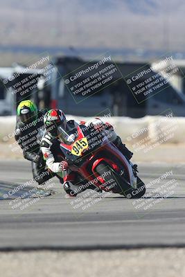 media/Sep-20-2025-Race Pace (Sat) [[d4e1b33f4d]]/Verified/Turn 2 (920am)/